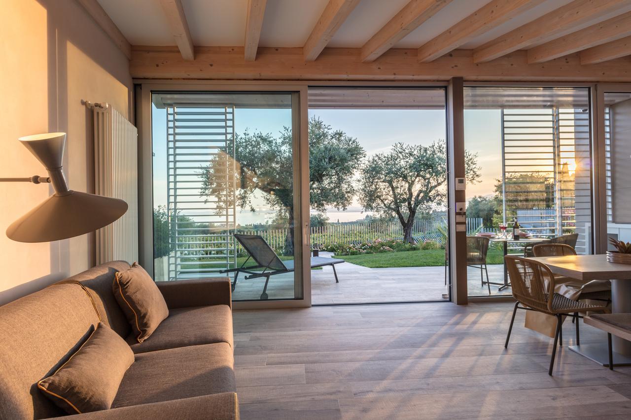 San Colombano Suites Бардолино Экстерьер фото
