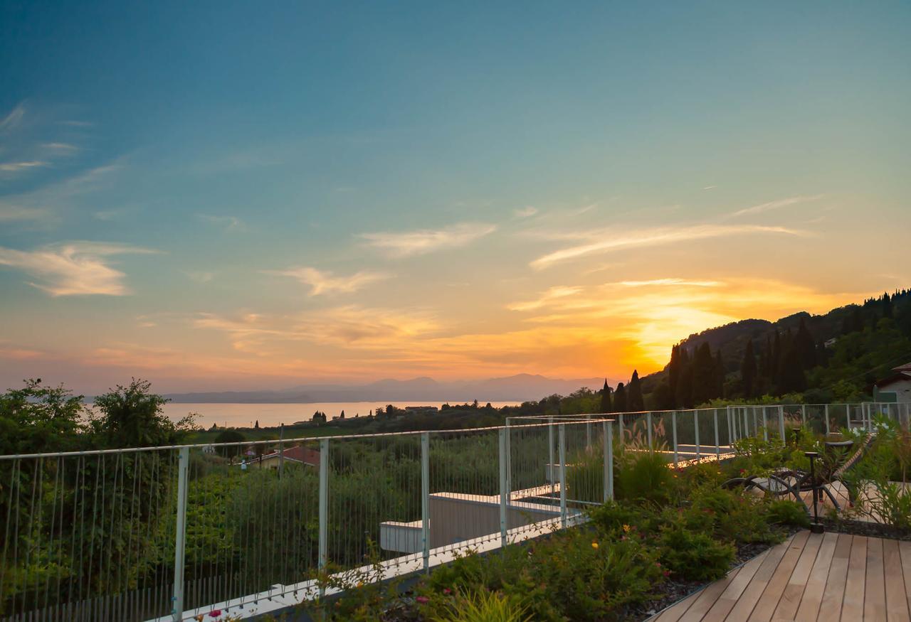 San Colombano Suites Бардолино Экстерьер фото